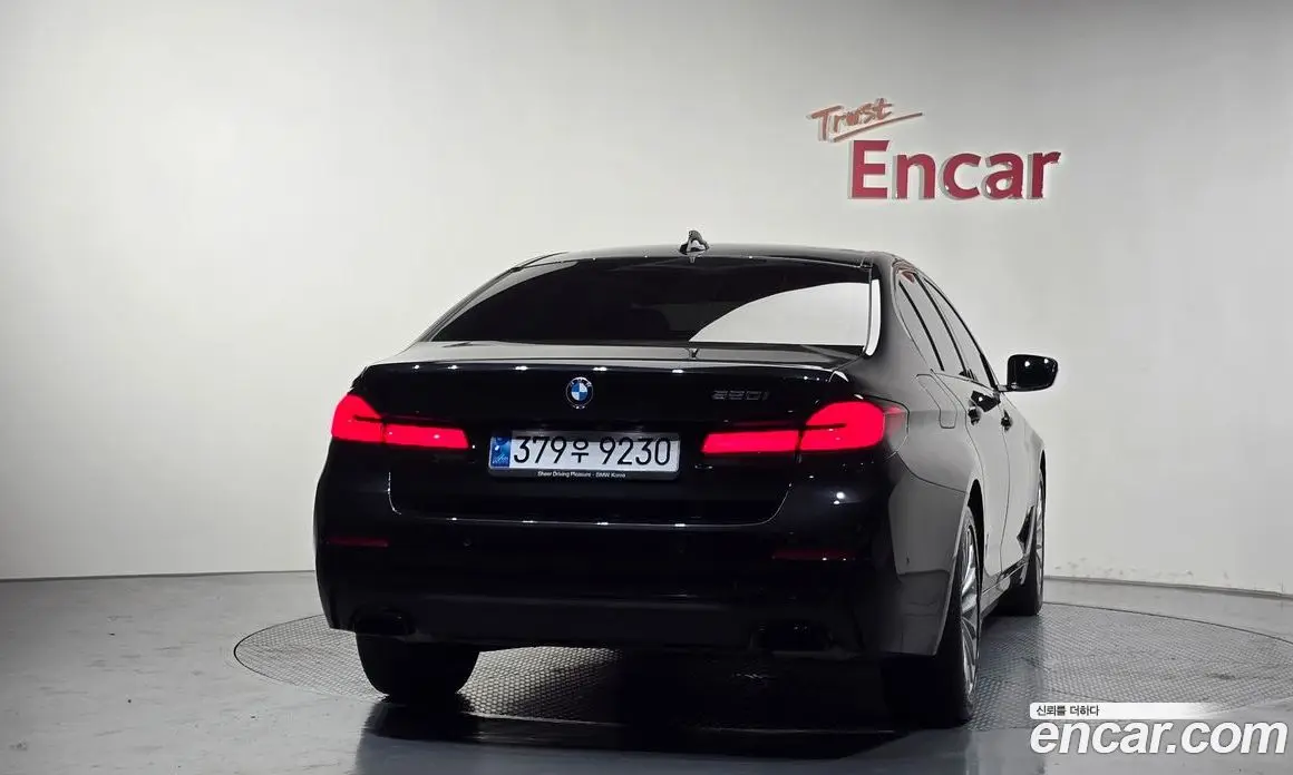 BMW 5 серия 2022 2.0 автомат (гидро), фото 4