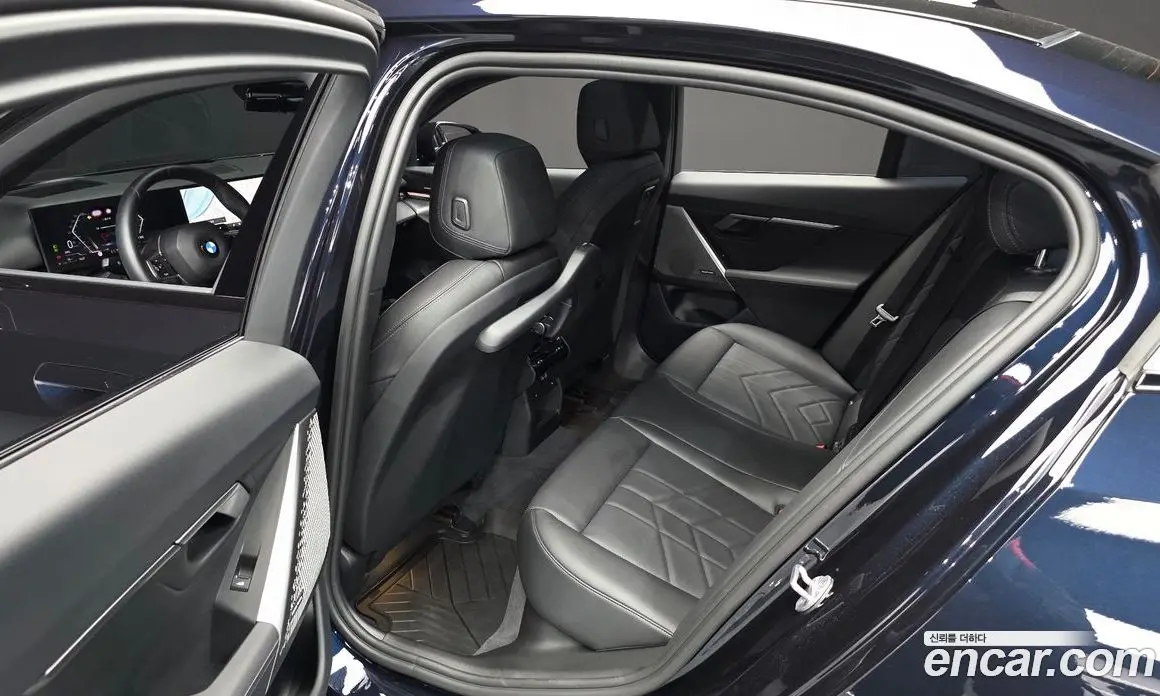BMW 5 серия 2024 2.0 автомат (гидро), фото 18 BMW 5 серия 2024 2.0 автомат (гидро), фото 18