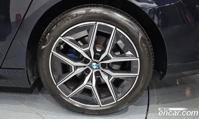 BMW 5 серия 2024 2.0 автомат (гидро), миниатюра 7 BMW 5 серия 2024 2.0 автомат (гидро), миниатюра 7