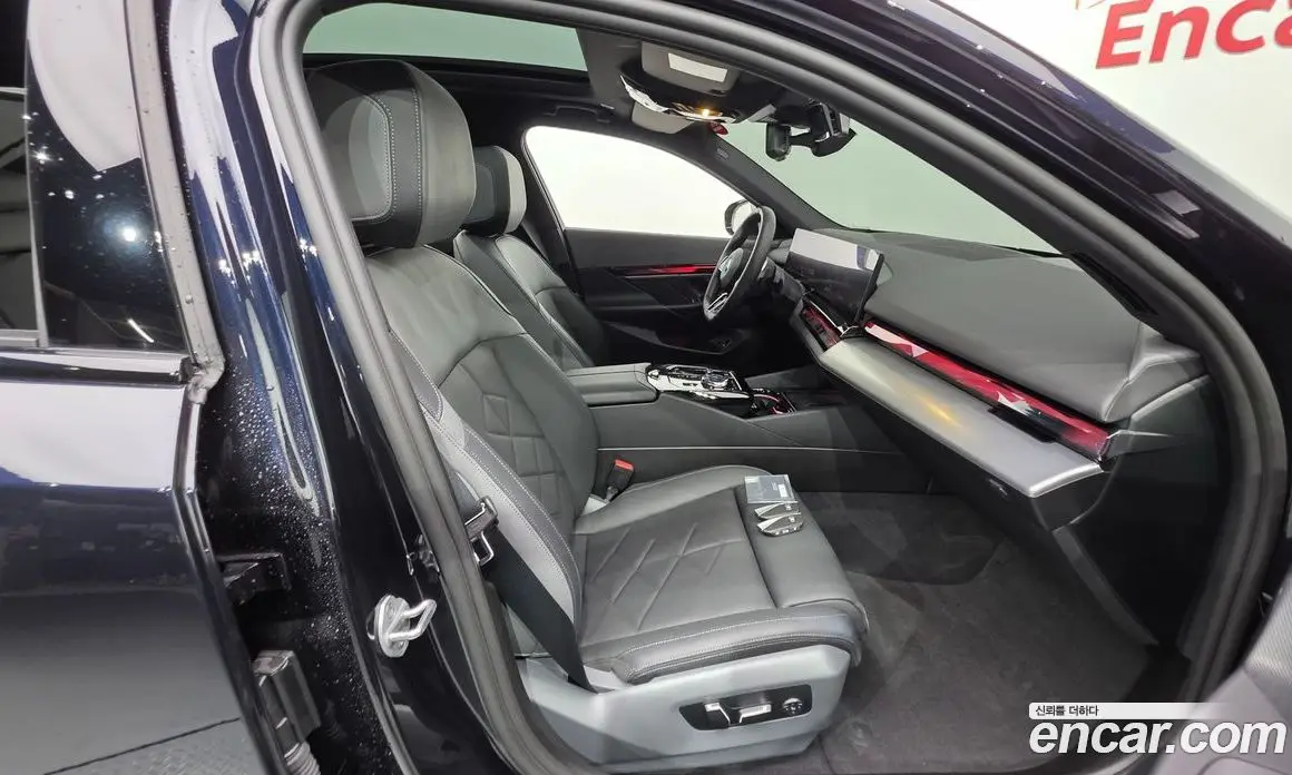 BMW 5 серия 2025 2.0 автомат (гидро), фото 13 BMW 5 серия 2025 2.0 автомат (гидро), фото 13