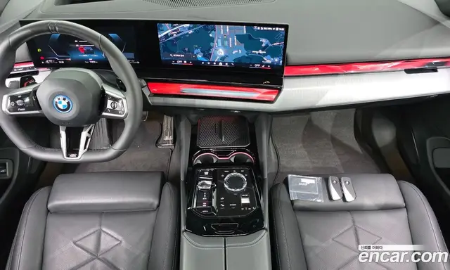 BMW 5 серия 2025 2.0 автомат (гидро), миниатюра 10 BMW 5 серия 2025 2.0 автомат (гидро), миниатюра 10