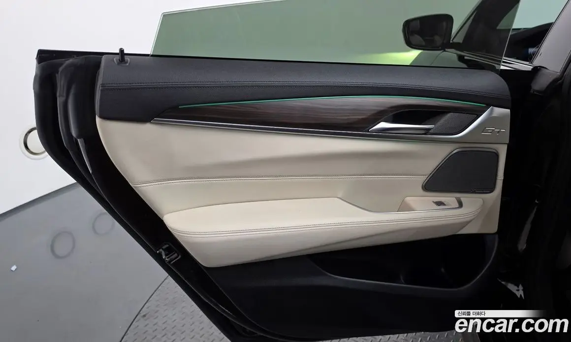 BMW 6 серия 2020 3.0 автомат (гидро), фото 15