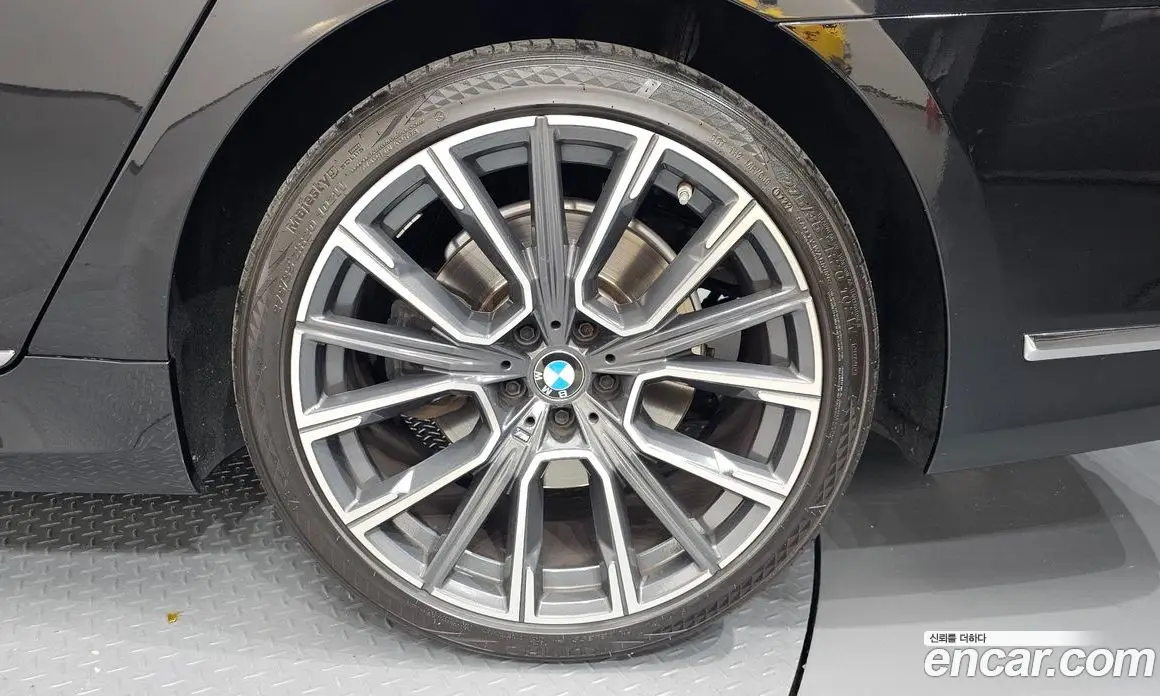 BMW 7 серия 2019 3.0 автомат (гидро), фото 7