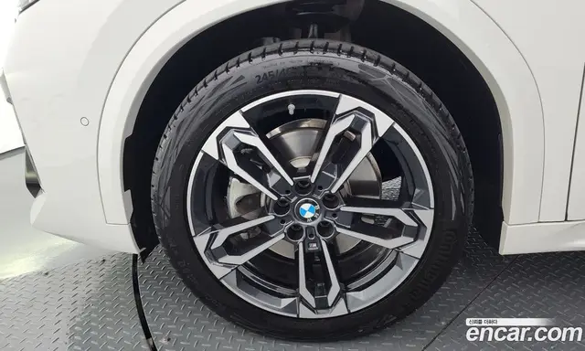BMW X2 2024 2.0 автомат (гидро), миниатюра 4 BMW X2 2024 2.0 автомат (гидро), миниатюра 4