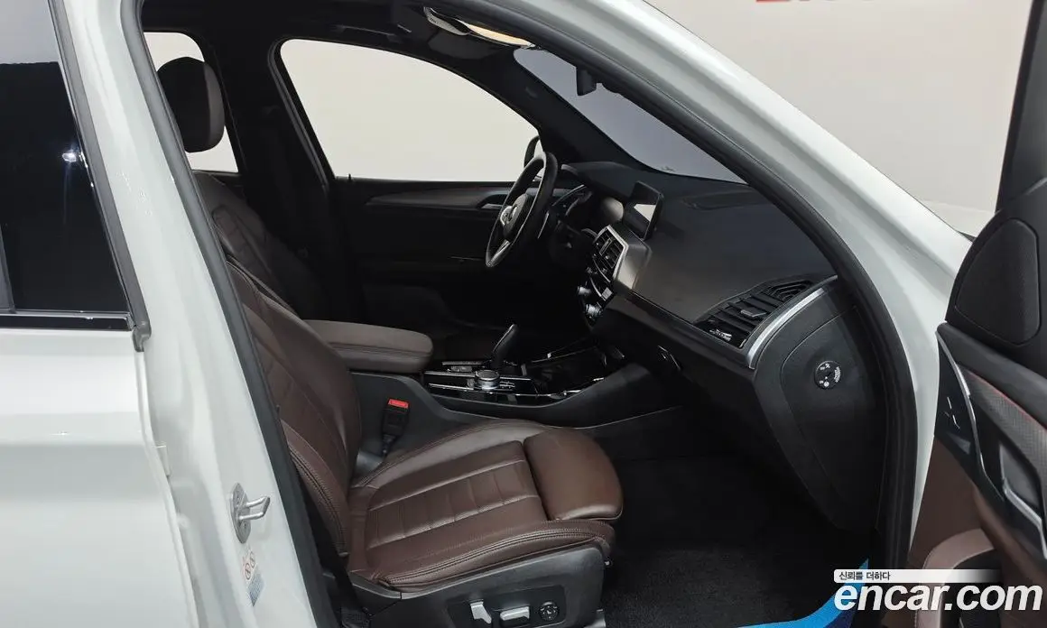 BMW X3 2021 2.0 автомат (гидро), фото 16