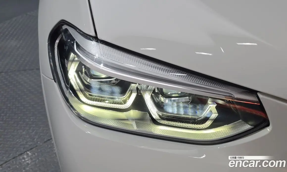 BMW X3 2021 2.0 автомат (гидро), фото 8