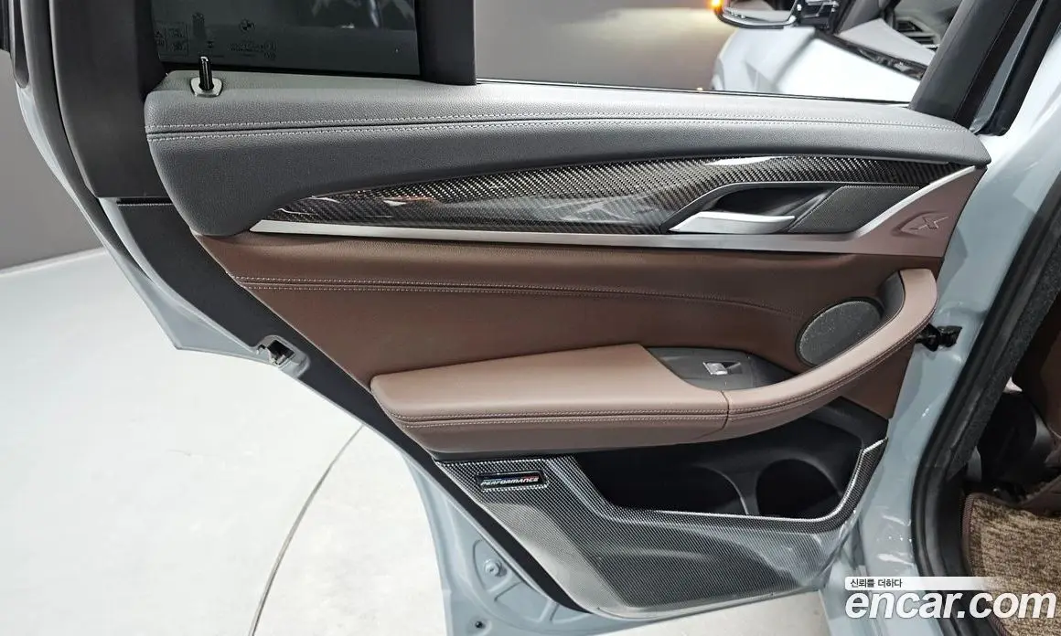 BMW X4 2024 2.0 автомат (гидро), фото 15 BMW X4 2024 2.0 автомат (гидро), фото 15