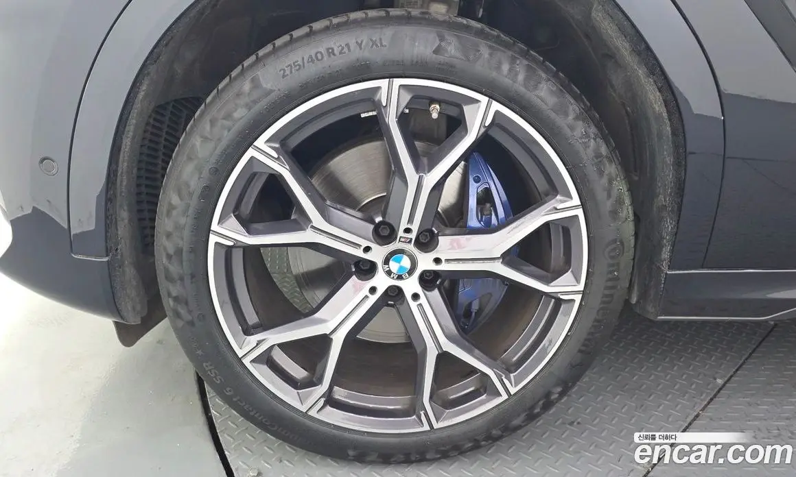 BMW X6 2023 3.0 автомат (гидро), фото 5