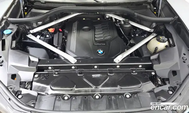 BMW X6 2023 3.0 автомат (гидро), миниатюра 6