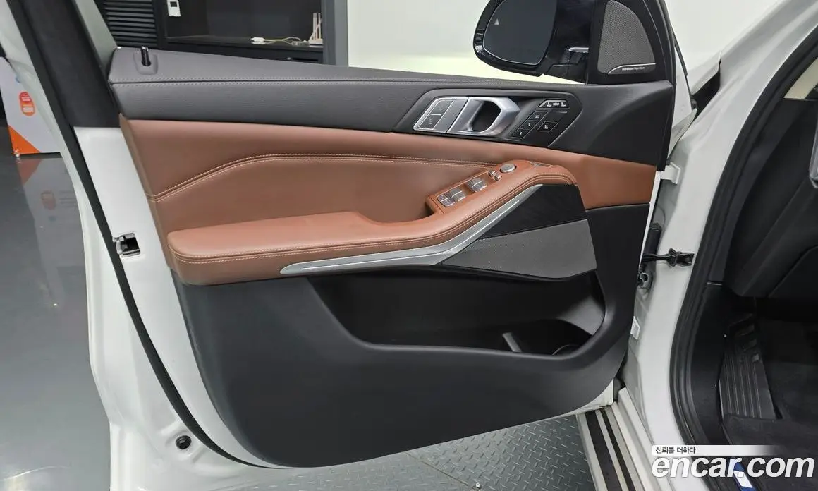 BMW X7 2020 3.0 автомат (гидро), фото 14
