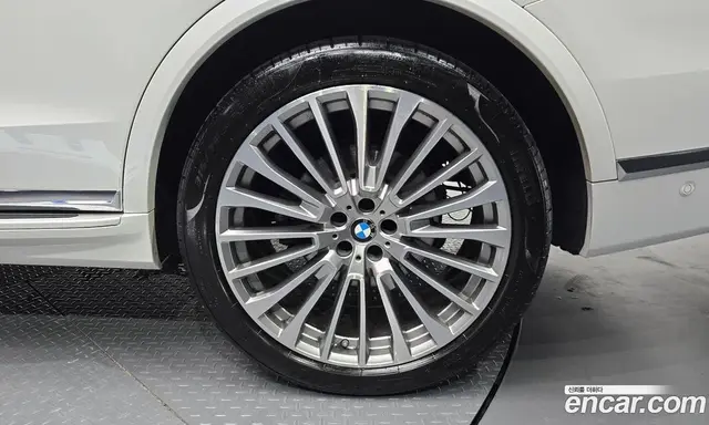 BMW X7 2020 3.0 автомат (гидро), миниатюра 7