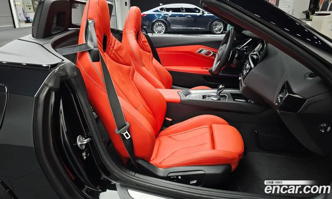 BMW Z4 2025 2.0 автомат (гидро), фото 16 BMW Z4 2025 2.0 автомат (гидро), фото 16