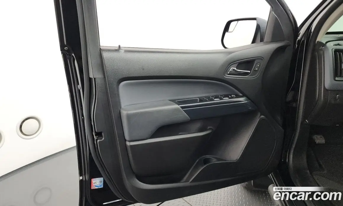 Chevrolet Colorado 2021 3.6 автомат (гидро), фото 14