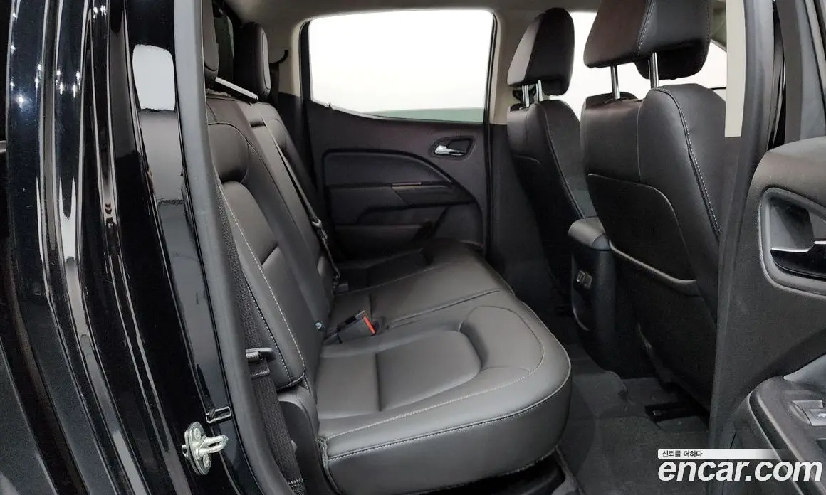 Chevrolet Colorado 2021 3.6 автомат (гидро), фото 17