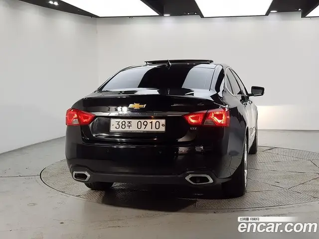 Chevrolet Impala 2015 2.5 автомат (гидро), миниатюра 3