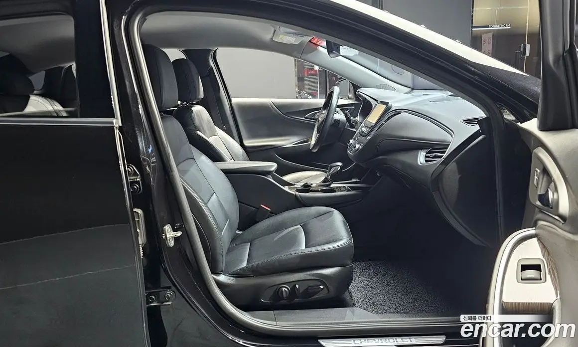 Chevrolet Malibu 2021 2.0 автомат (гидро), фото 17