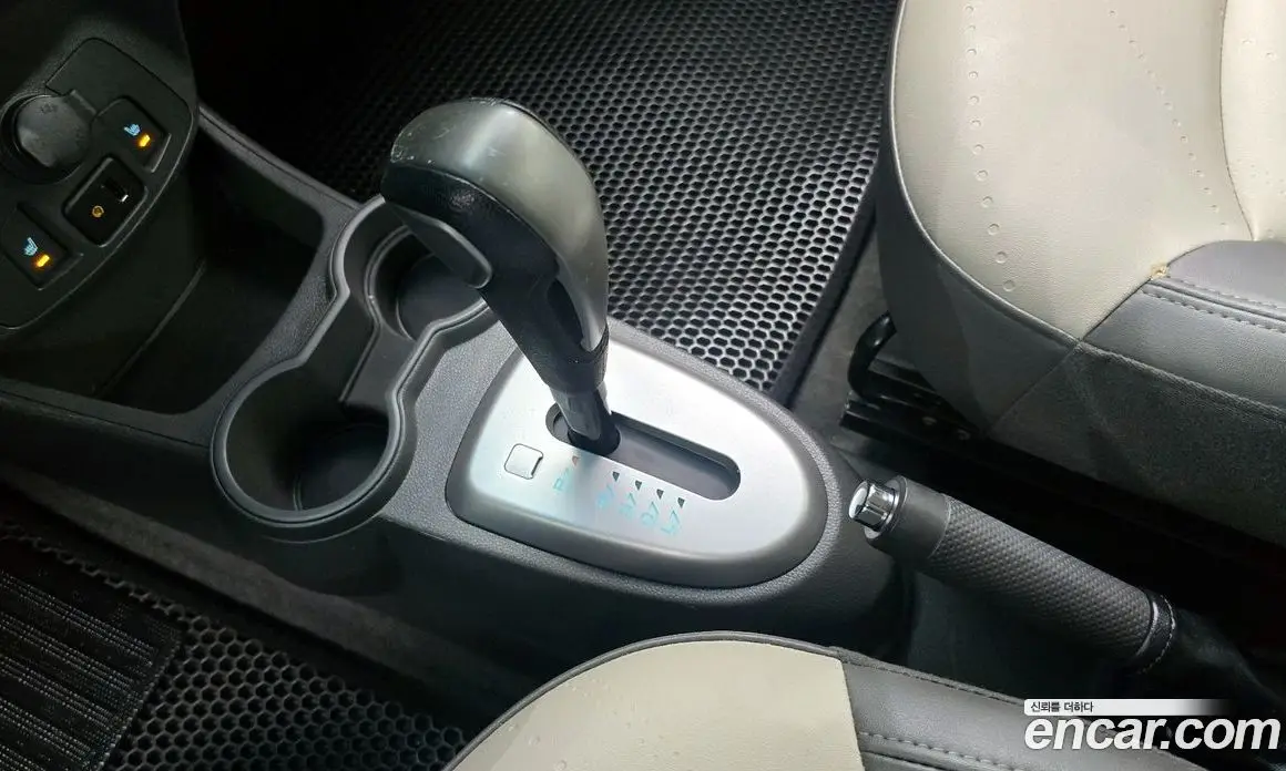 Chevrolet Spark 2013 1.0 автомат (гидро), фото 12