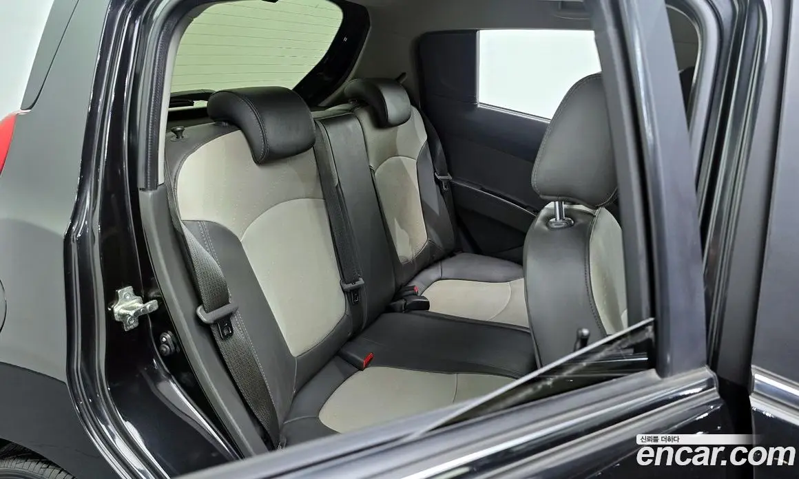 Chevrolet Spark 2013 1.0 автомат (гидро), фото 17