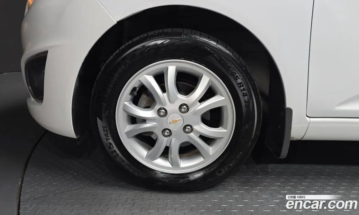Chevrolet Spark 2014 1.0 автомат (гидро), фото 5