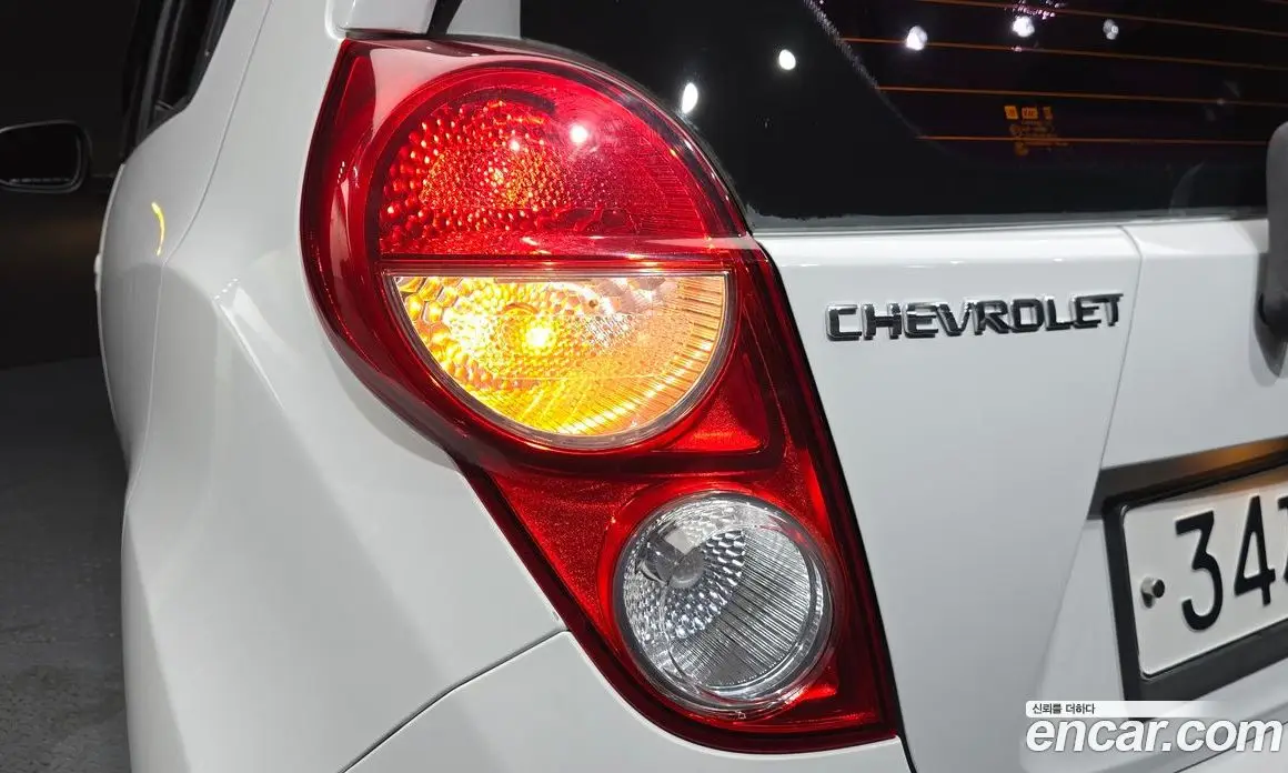 Chevrolet Spark 2014 1.0 автомат (гидро), фото 9