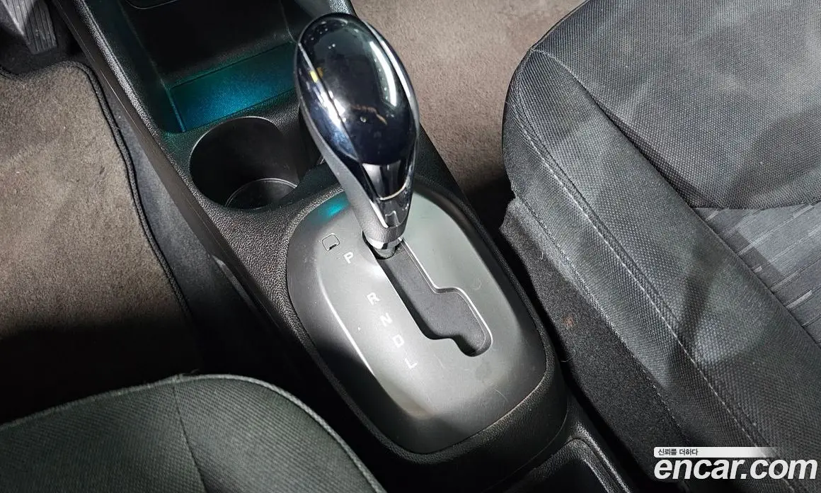 Chevrolet Spark 2015 1.0 автомат (гидро), фото 11