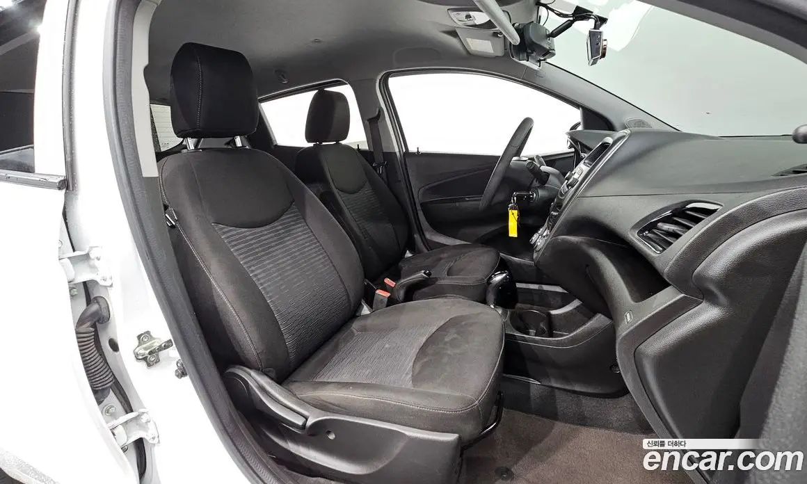 Chevrolet Spark 2015 1.0 автомат (гидро), фото 15