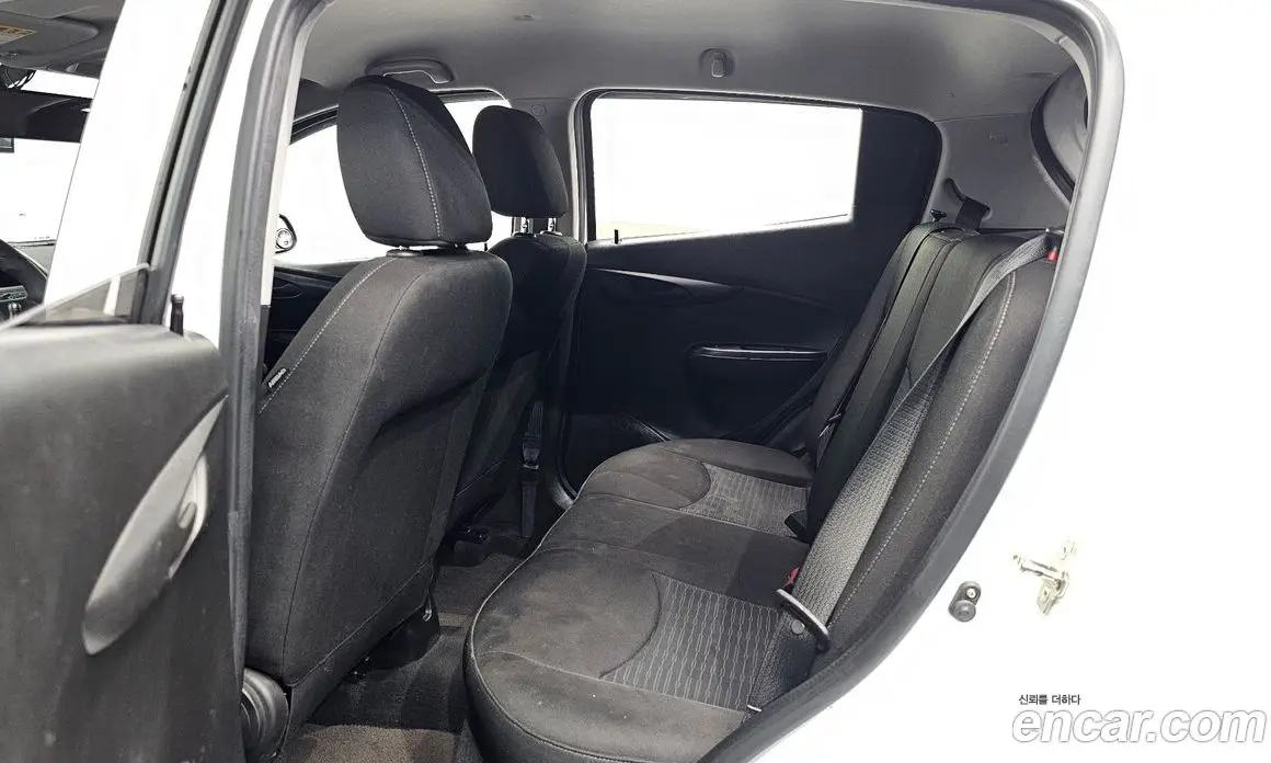 Chevrolet Spark 2015 1.0 автомат (гидро), фото 16