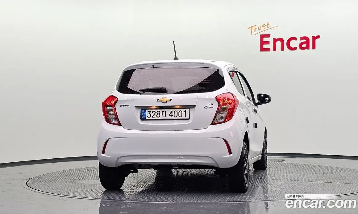 Chevrolet Spark 2015 1.0 автомат (гидро), фото 3