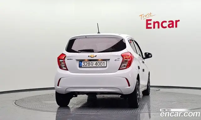 Chevrolet Spark 2015 1.0 автомат (гидро), миниатюра 3