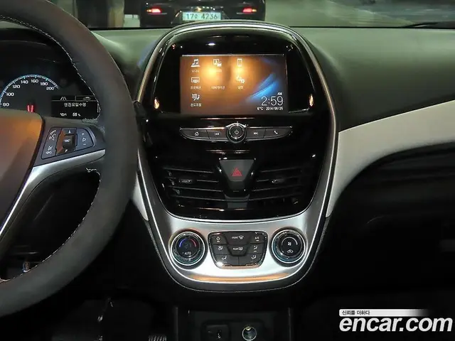 Chevrolet Spark 2016 1.0 автомат (гидро), миниатюра 11 Chevrolet Spark 2016 1.0 автомат (гидро), миниатюра 11