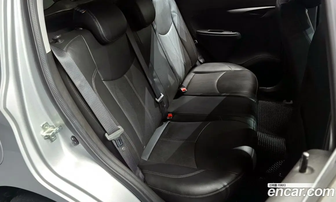 Chevrolet Spark 2017 1.0 автомат (гидро), фото 17 Chevrolet Spark 2017 1.0 автомат (гидро), фото 17