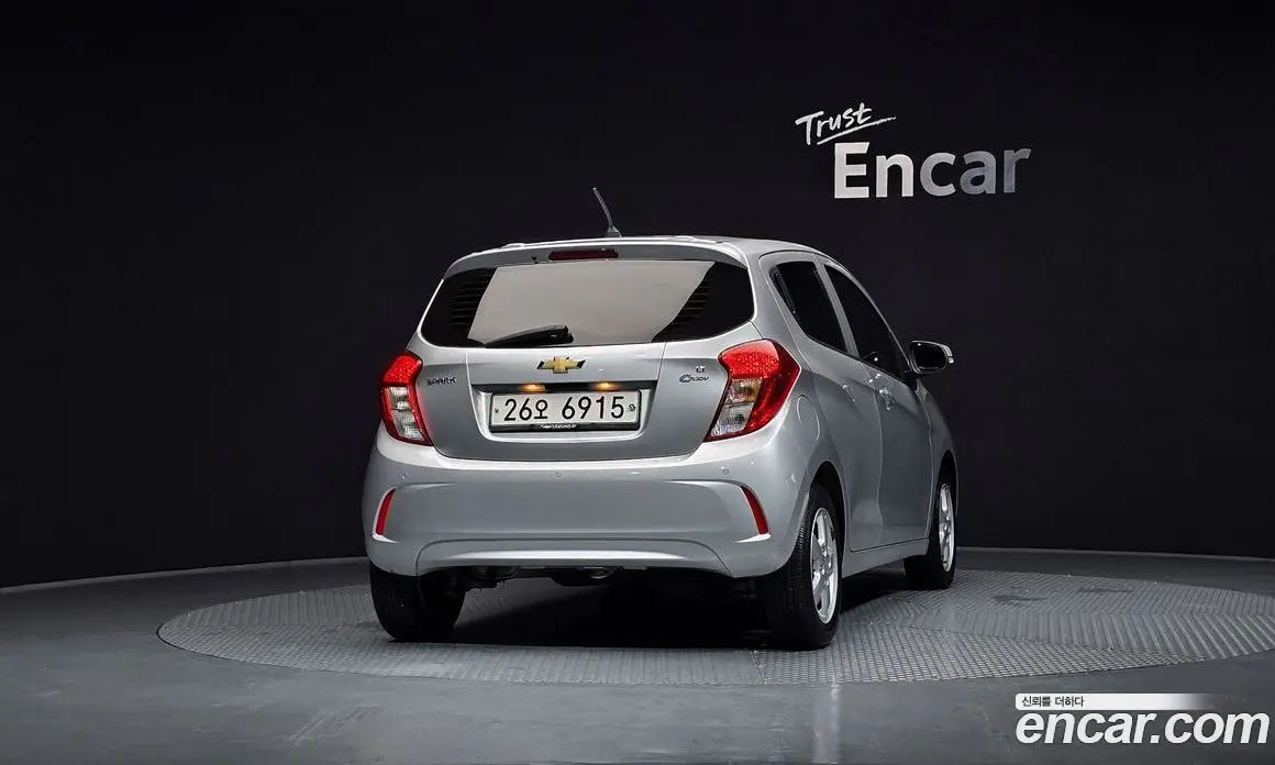 Chevrolet Spark 2017 1.0 автомат (гидро), фото 4 Chevrolet Spark 2017 1.0 автомат (гидро), фото 4