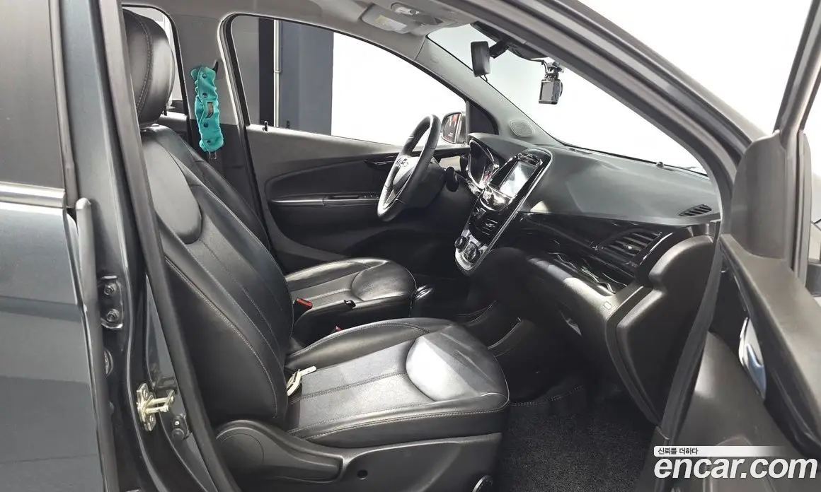 Chevrolet Spark 2017 1.0 автомат (гидро), фото 16