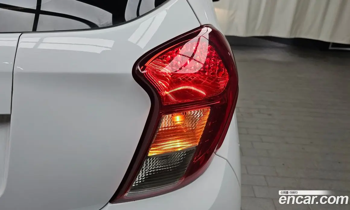 Chevrolet Spark 2022 1.0 автомат (гидро), фото 8