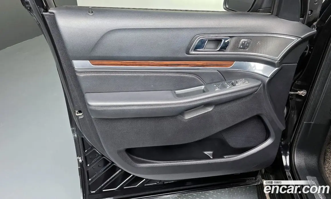Ford Explorer 2019 2.3 автомат (гидро), фото 14 Ford Explorer 2019 2.3 автомат (гидро), фото 14