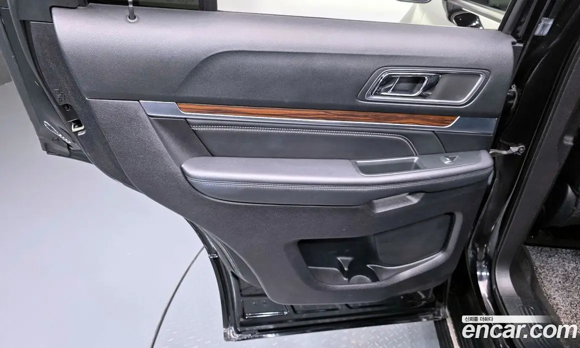Ford Explorer 2019 2.3 автомат (гидро), фото 15 Ford Explorer 2019 2.3 автомат (гидро), фото 15