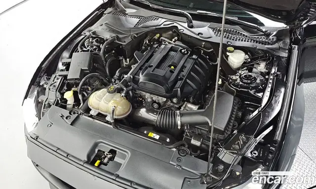 Ford Mustang 2017 2.3 автомат (гидро), миниатюра 5