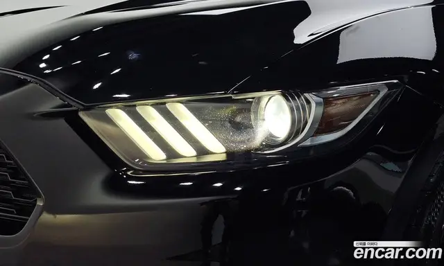 Ford Mustang 2017 2.3 автомат (гидро), миниатюра 7
