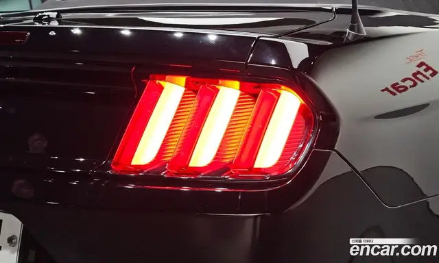 Ford Mustang 2017 2.3 автомат (гидро), миниатюра 8