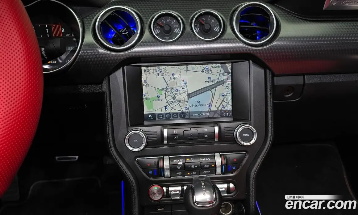 Ford Mustang 2021 5.0 автомат (гидро), фото 19