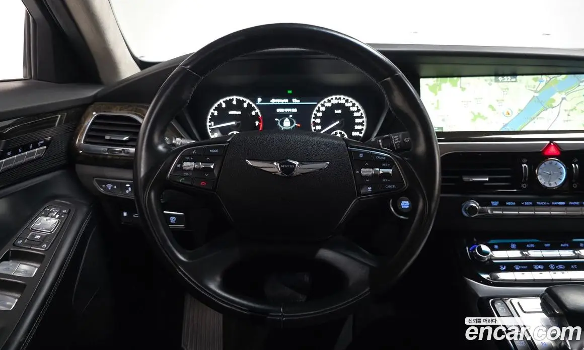 Genesis EQ900 2015 3.3 автомат (гидро), фото 20 Genesis EQ900 2015 3.3 автомат (гидро), фото 20