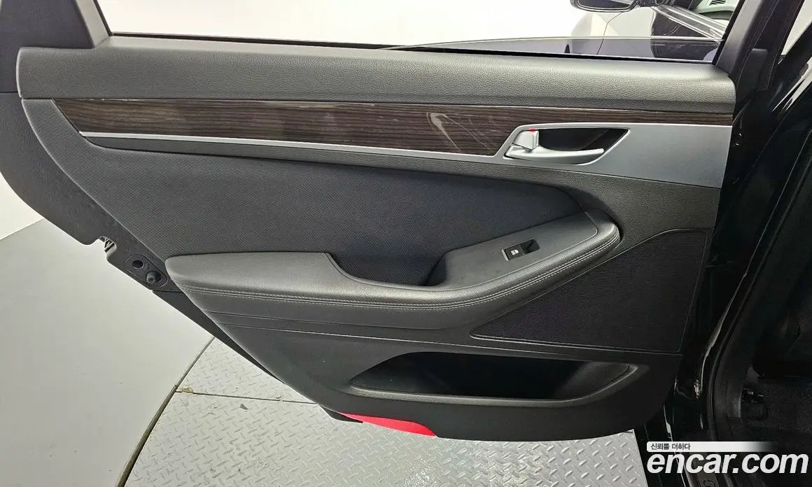 Genesis G80 2017 3.3 автомат (гидро), фото 15