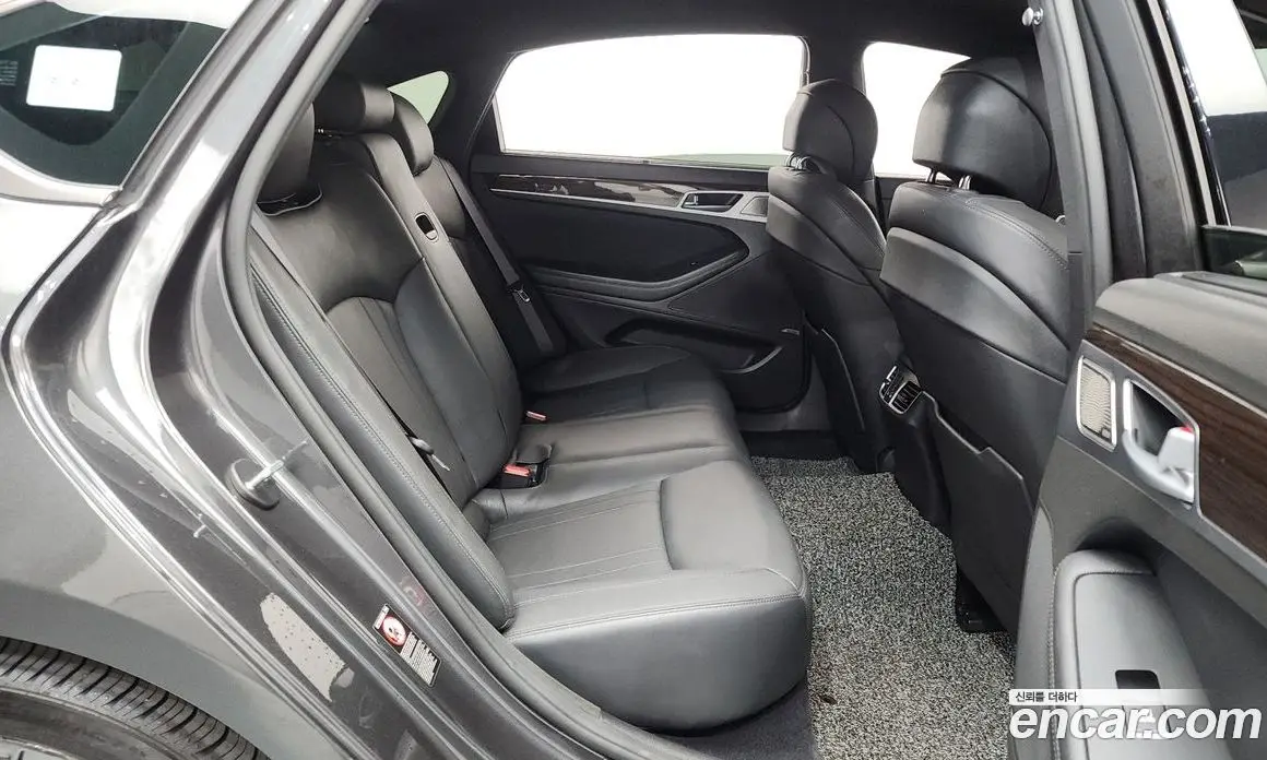 Genesis G80 2018 3.3 автомат (гидро), фото 17 Genesis G80 2018 3.3 автомат (гидро), фото 17