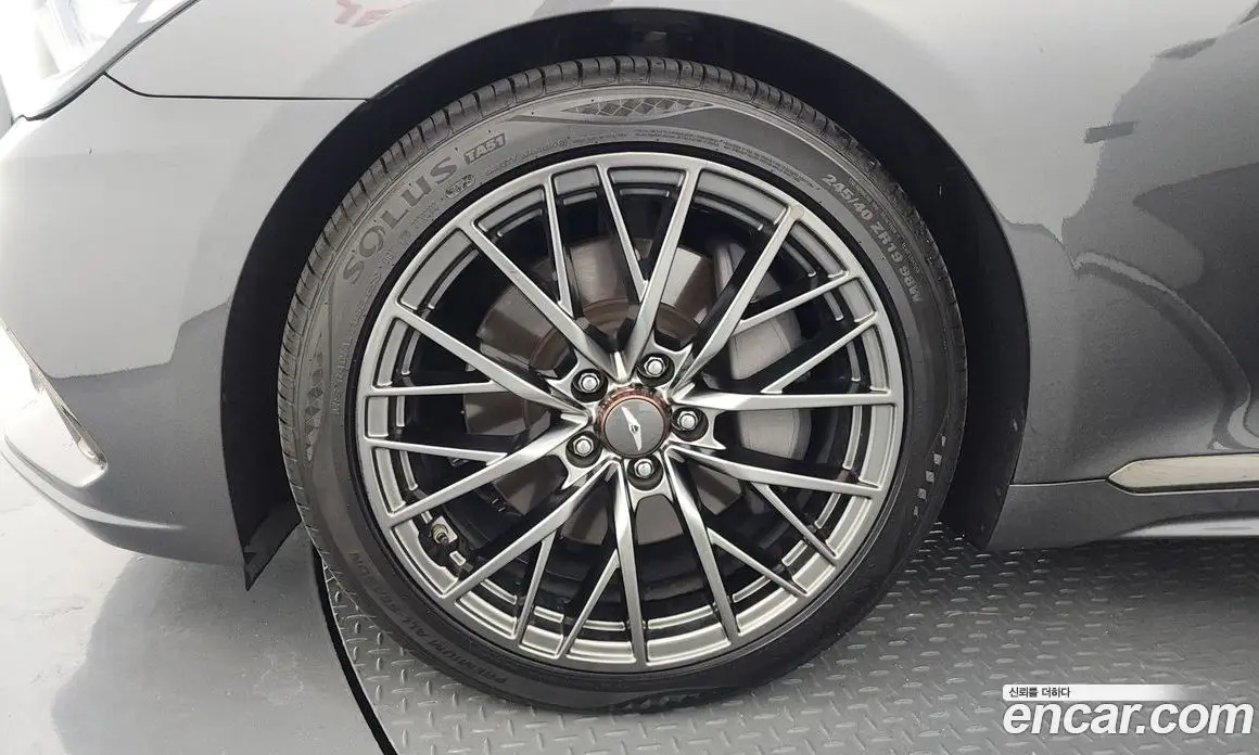 Genesis G80 2018 3.3 автомат (гидро), фото 5 Genesis G80 2018 3.3 автомат (гидро), фото 5
