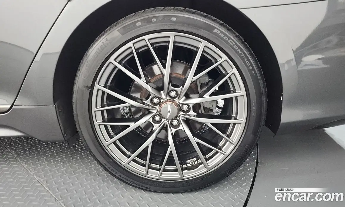 Genesis G80 2018 3.3 автомат (гидро), фото 7 Genesis G80 2018 3.3 автомат (гидро), фото 7