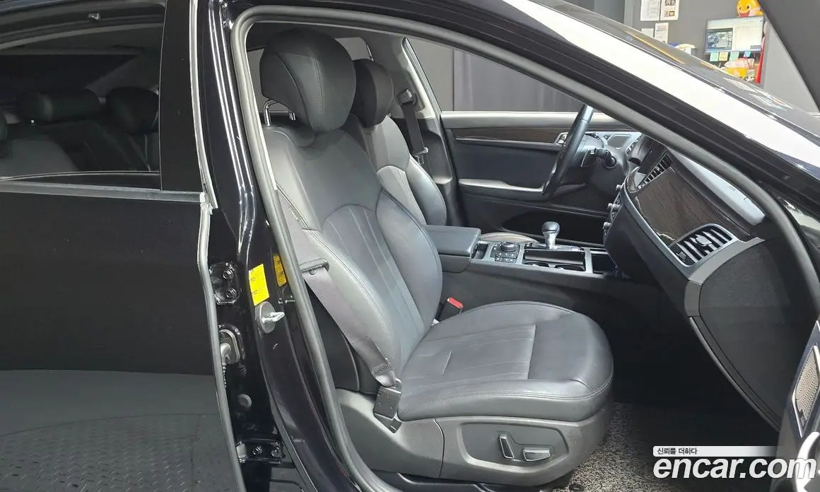 Genesis G80 2019 3.3 автомат (гидро), фото 17 Genesis G80 2019 3.3 автомат (гидро), фото 17