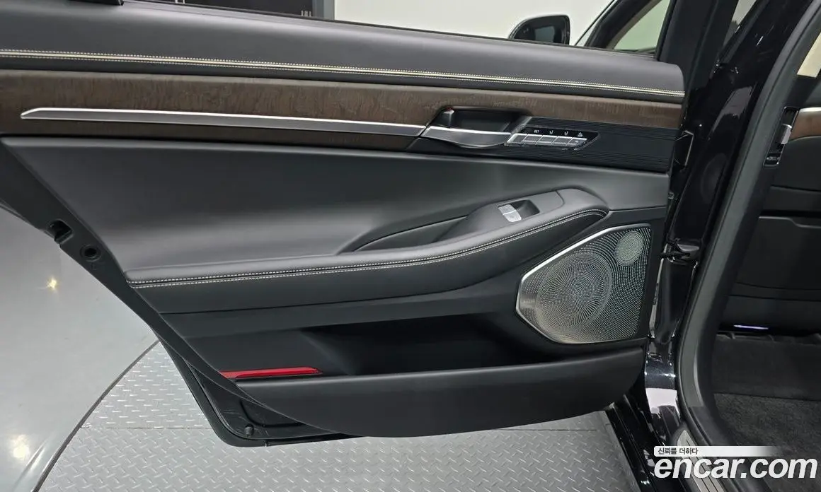 Genesis G90 2021 5.0 автомат (гидро), фото 14 Genesis G90 2021 5.0 автомат (гидро), фото 14