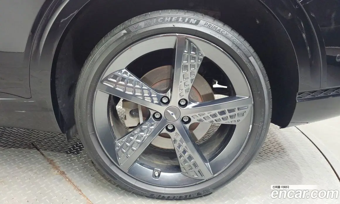 Genesis GV70 2022 2.5 автомат (гидро), фото 7 Genesis GV70 2022 2.5 автомат (гидро), фото 7