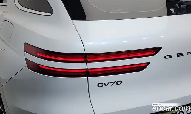 Genesis GV70 2022 2.5 автомат (гидро), миниатюра 9