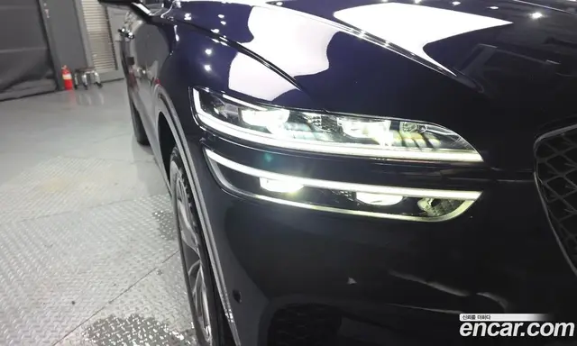 Genesis GV70 2023 2.5 автомат (гидро), миниатюра 8 Genesis GV70 2023 2.5 автомат (гидро), миниатюра 8